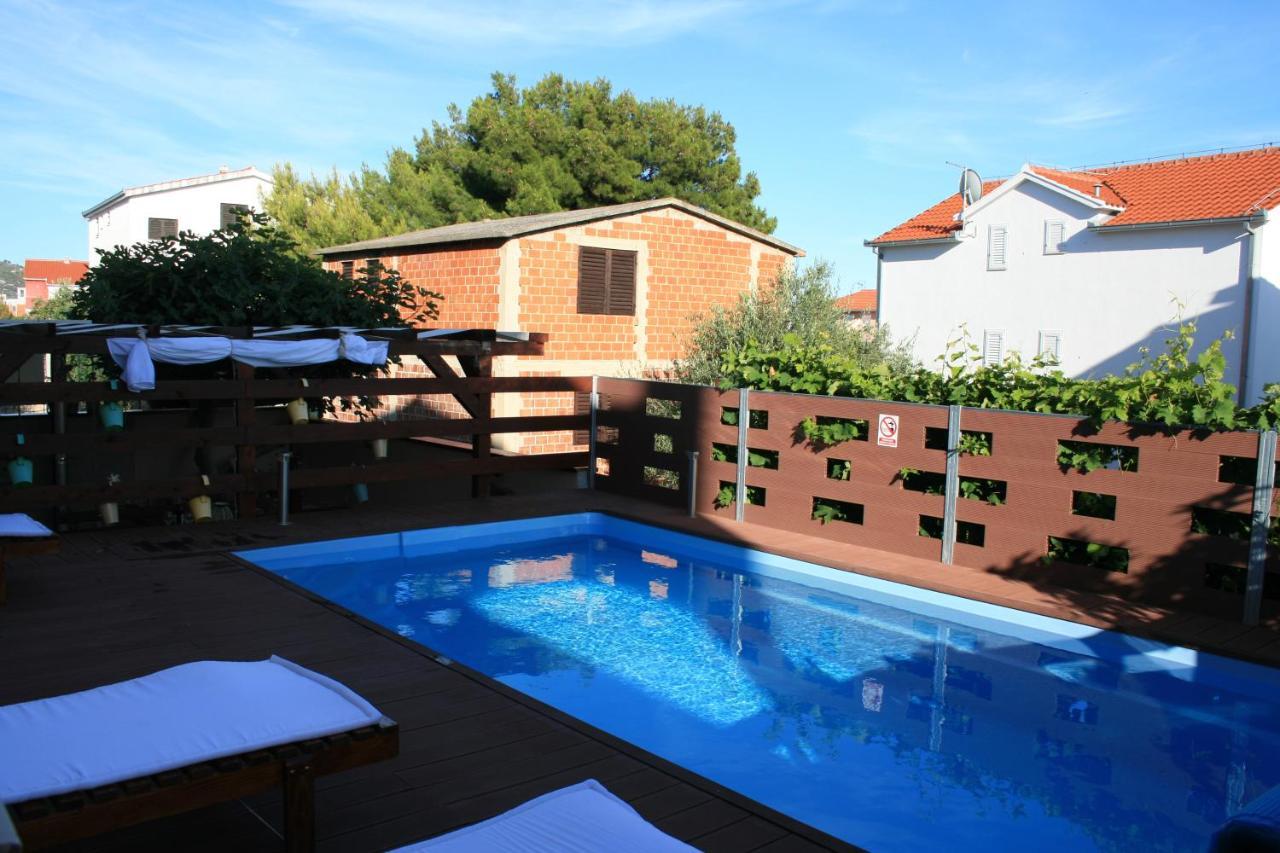 Apartmani Mia تروغير المظهر الخارجي الصورة