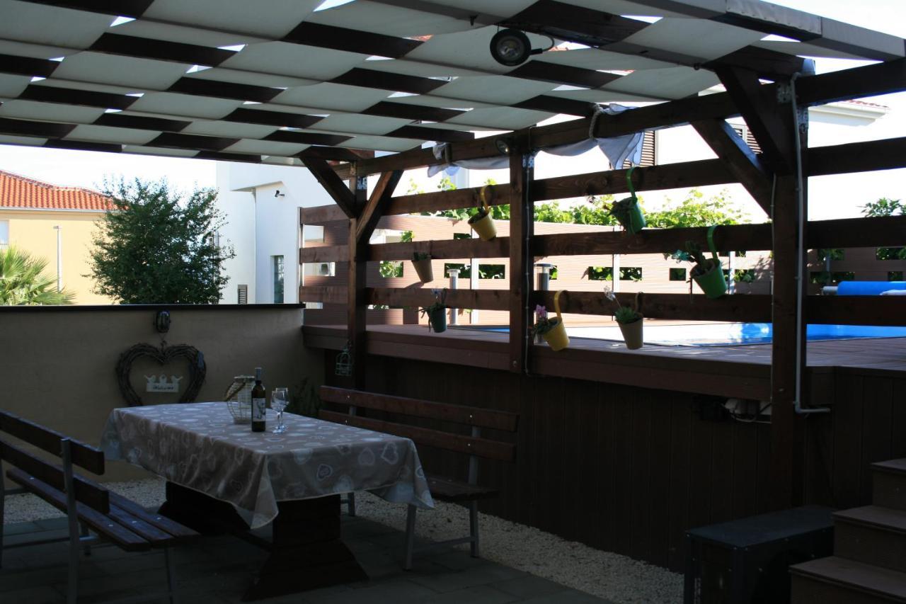 Apartmani Mia تروغير المظهر الخارجي الصورة