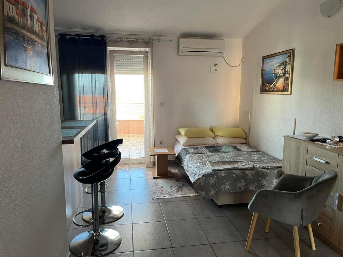 Apartmani Mia تروغير المظهر الخارجي الصورة
