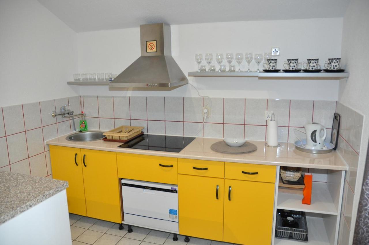 Apartmani Mia تروغير المظهر الخارجي الصورة